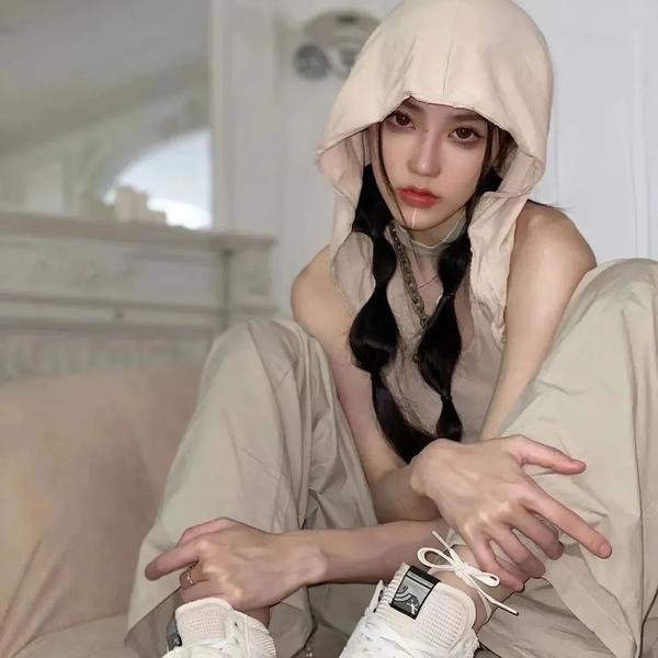 女独臂刀